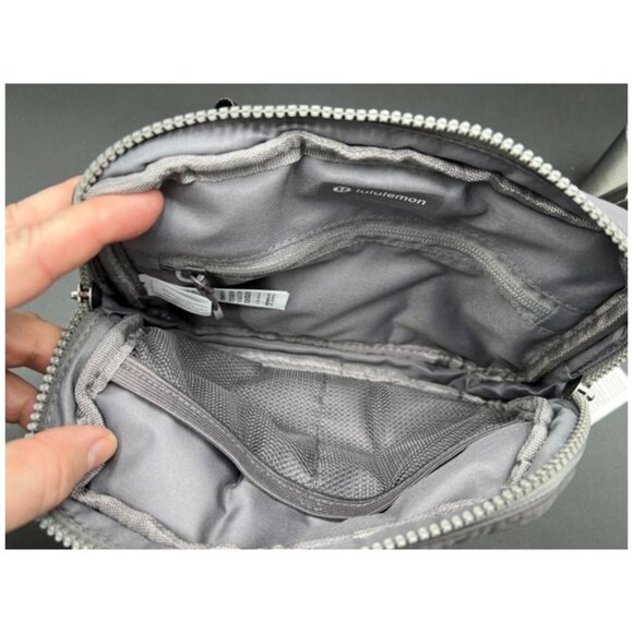 NWT-Lululemon Quilted Grid Belt Bag - 1.5L - Sage Gray - Picture 13 of 13